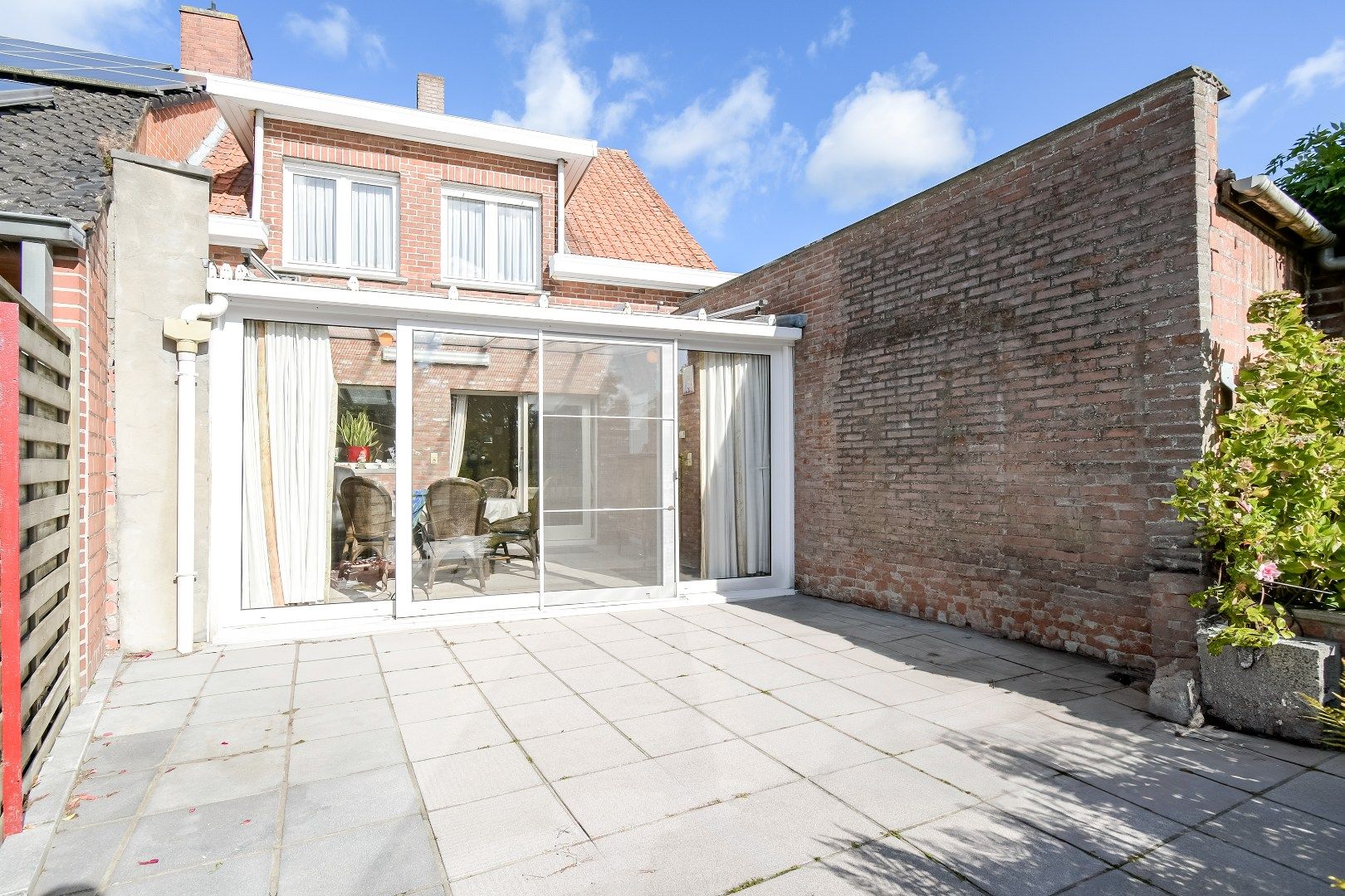 Welkom in deze charmante woning in Torhout! foto 10