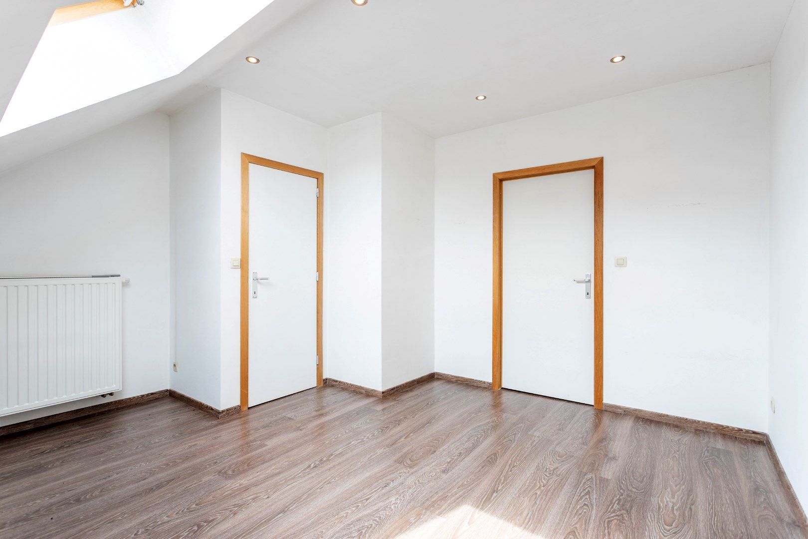 Instapklare woning met 3 slaapkamers, tuin en uitstekende ligging te Halle foto 19