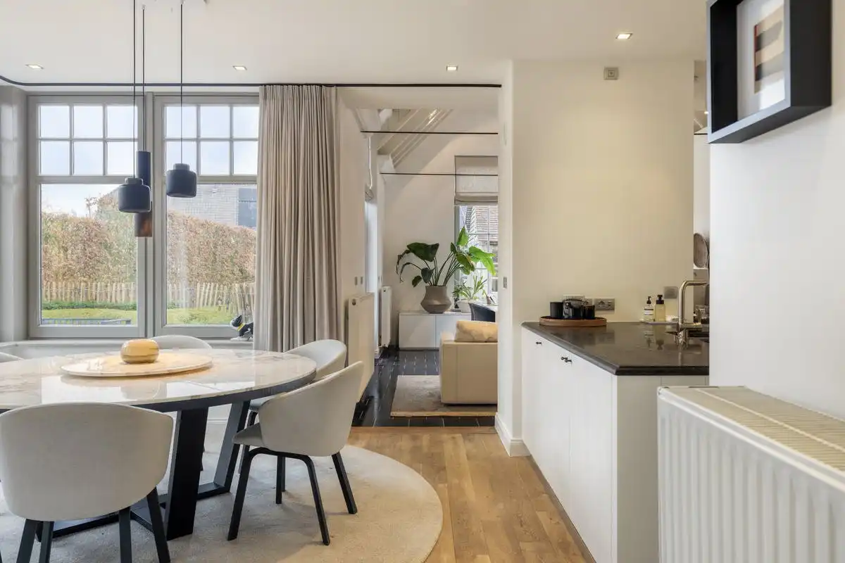 Unieke villa met landelijk karakter in een rustige omgeving nabij Aalter foto 9