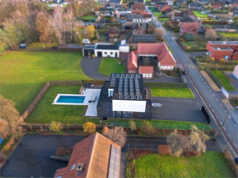 MAGNIFIEKE OPEN BEBOUWING MET GROOT ZWEMBAD EN 400M² AAN BEWOONBARE OPPERVLAKTE IN HET GEZELLIGE WELLEN foto 58