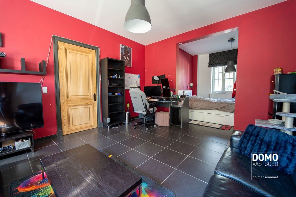Ruime gerenoveerde woning met voldoende ruimte en tal van mogelijkheden foto 8