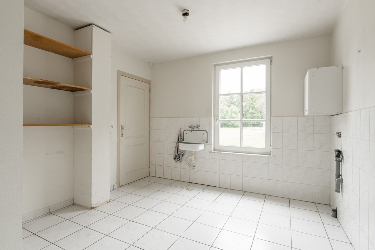 Vrijstaande woning met 5 slk op ruim perceel van 30 are in Pelt foto 9