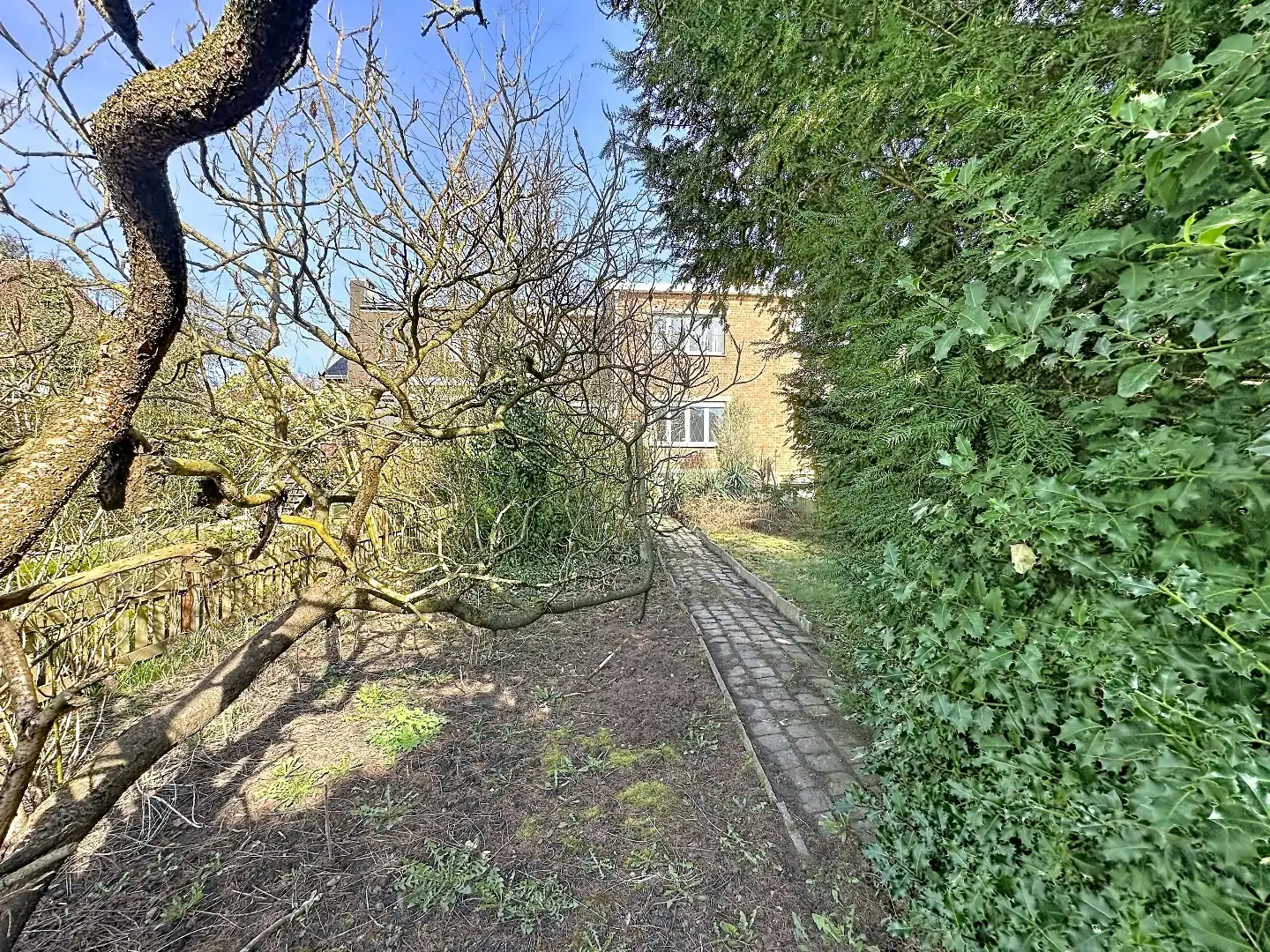 Te renoveren woning op top locatie! foto 22