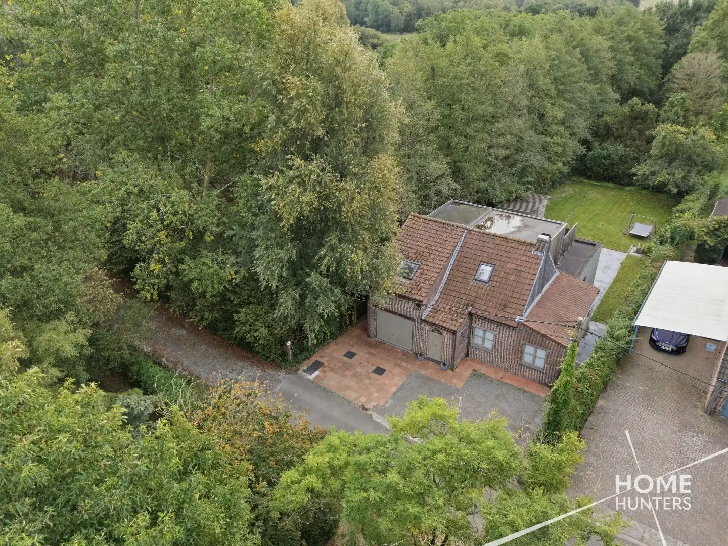 Landelijk gelegen instapklare woning met 4 slaapkamers, garage en tuin foto 23