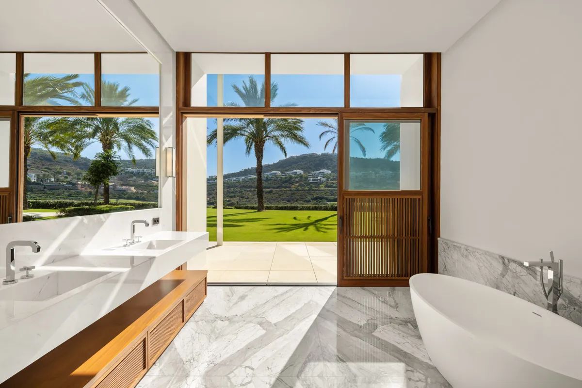 Luxe geherdefinieerd: uitzonderlijke villa in een prestigieus golf resort foto 15