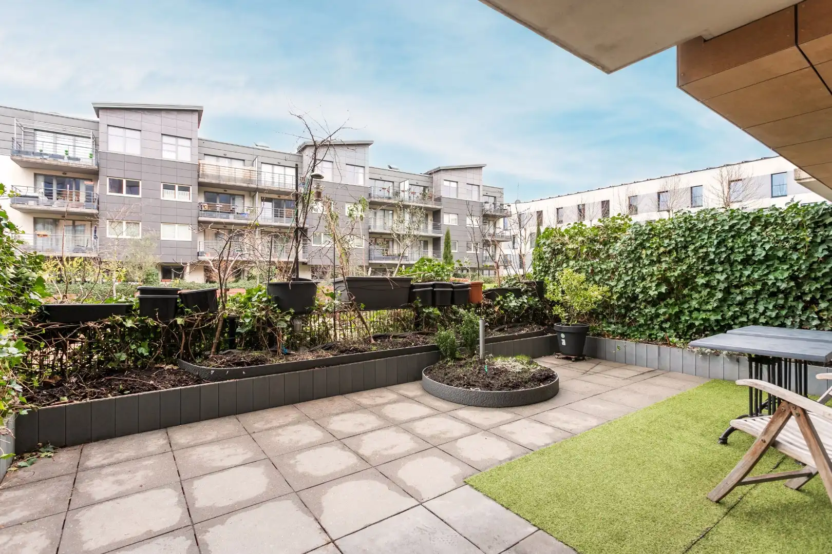 Energiezuinig 1-slpk appartement gelijkvloers met terras, parking en toplocatie nabij Brussel-Zuid foto 5