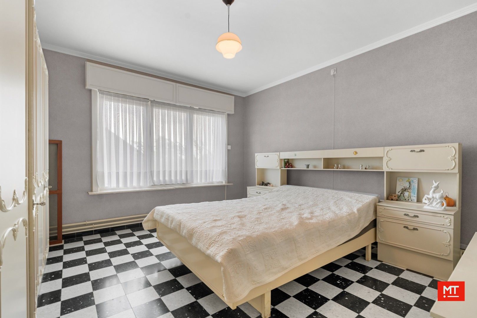 Kloeke, halfopen woning met 3 slaapkamers, tuin en garage in een rustige straat te Geluwe foto 14
