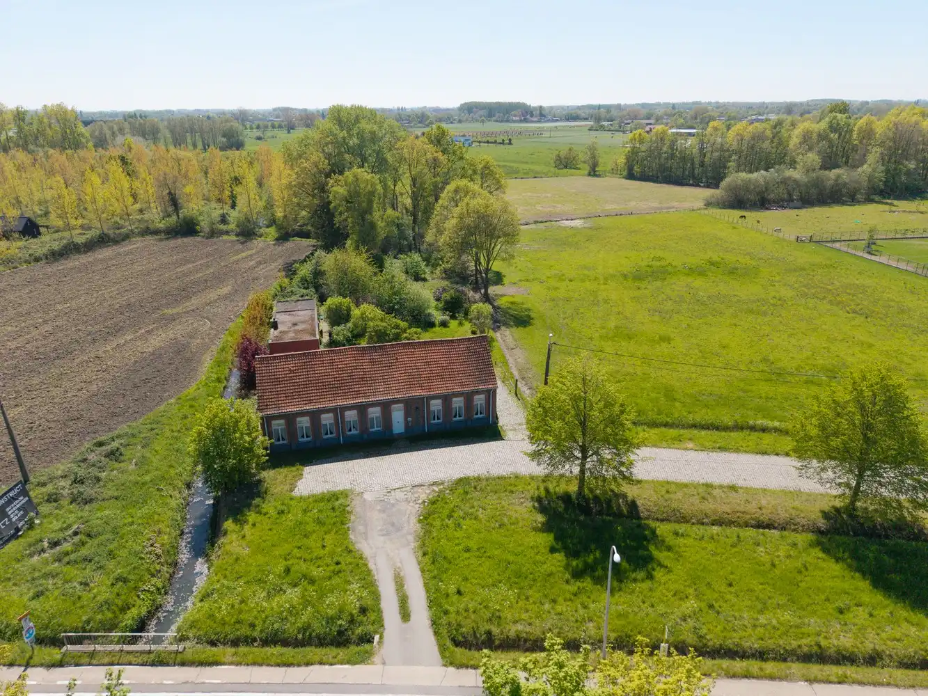 Op te frissen hoeve met vergezichten te Lier foto 21