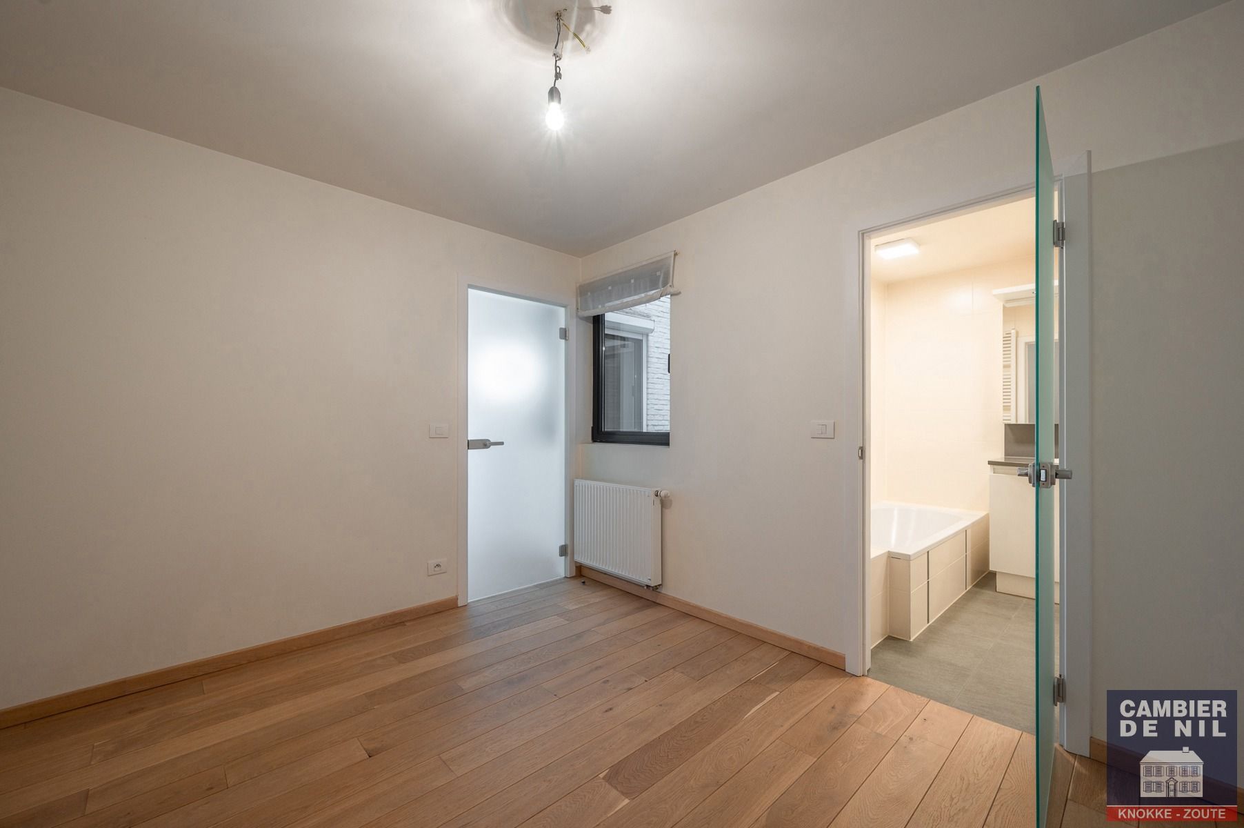 Ongemeubeld, ruim 3 SK-appartement op de Lippenslaan  foto 15