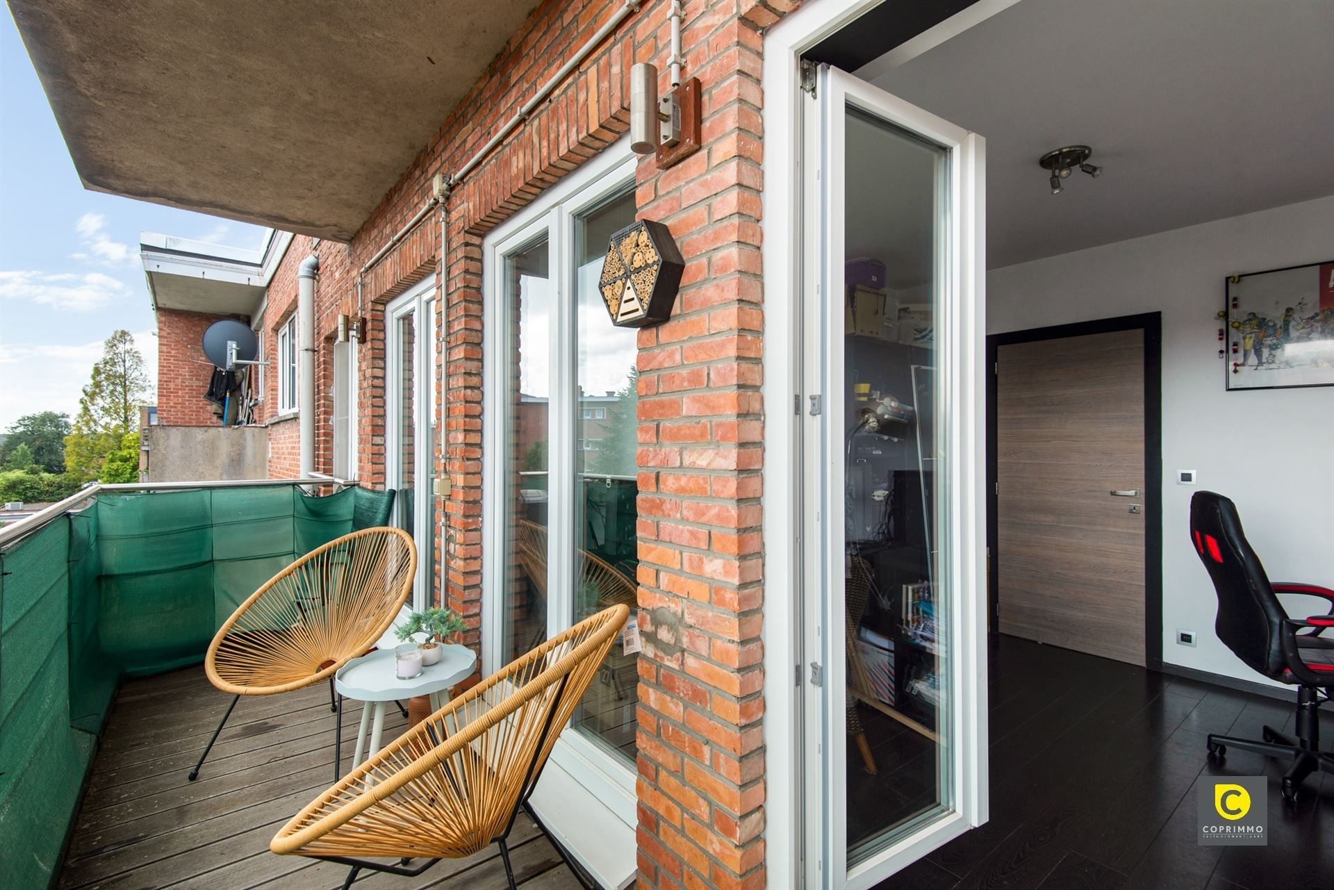 Ruim 2 slaapkamer app + autostaanplaats! foto 7