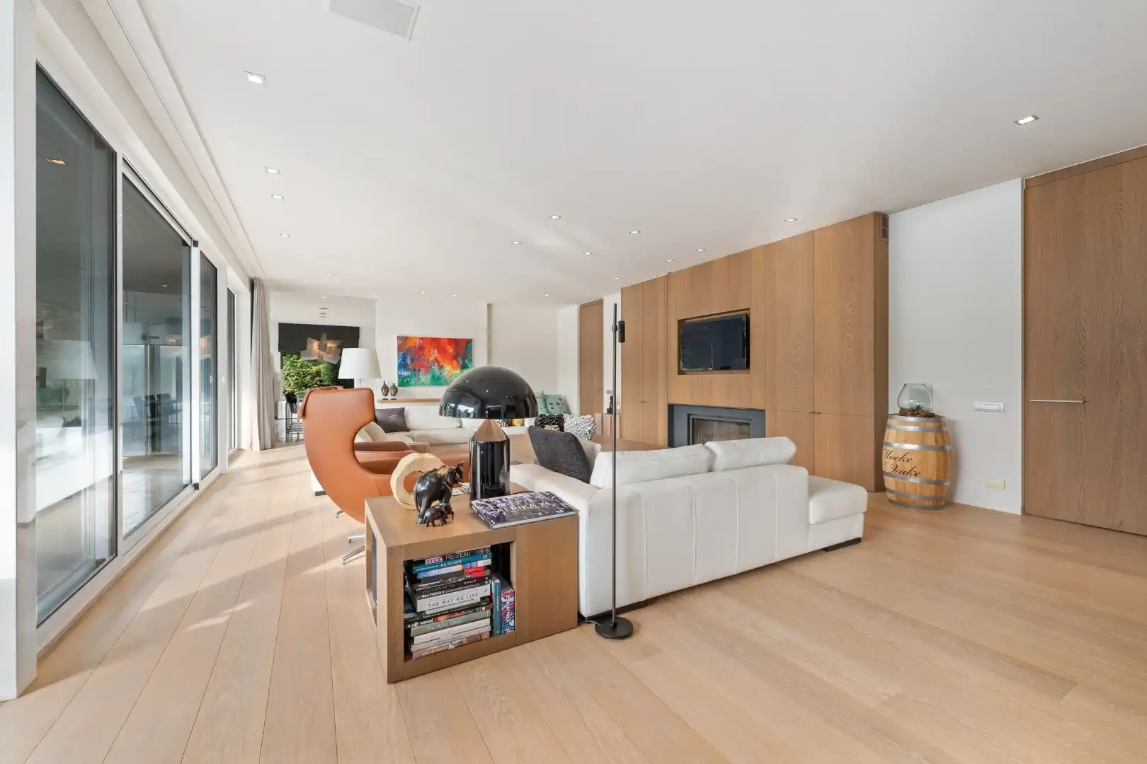 Luxe Villa te Michelbeke van 519m² bewoonbare oppervlakte op perceel van 6044m² foto 3