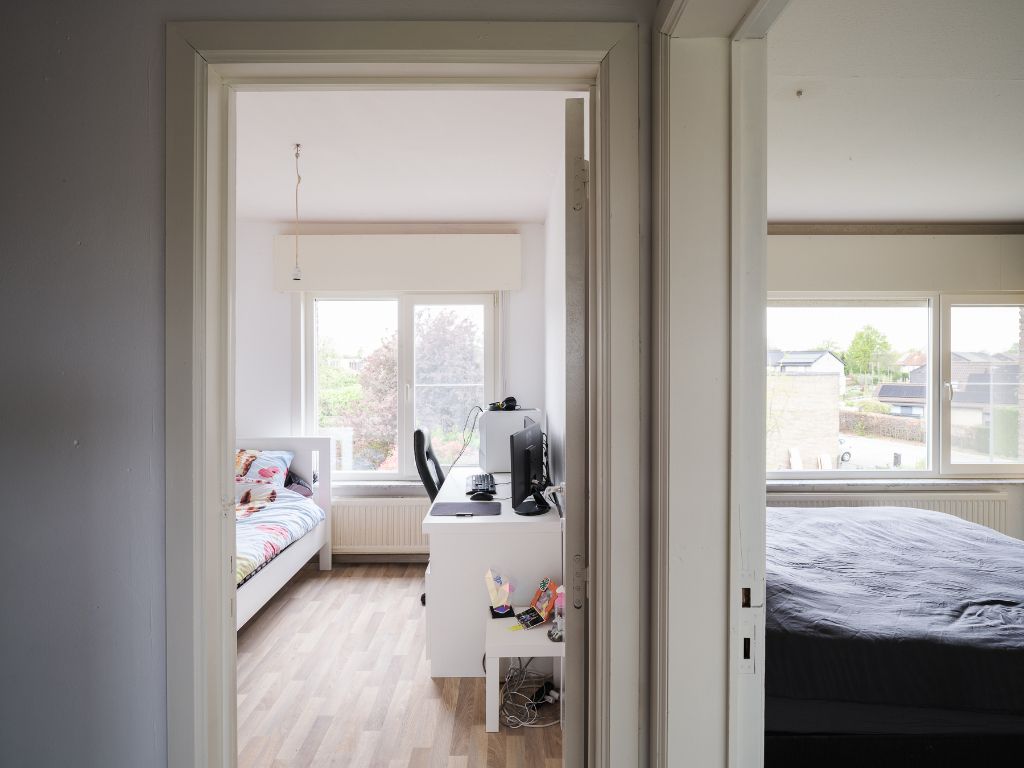 Merelbeke – op een boogscheut van Gent. Gunstig gelegen bel-étage woning (EPC B) met 4 kamers en een aangename tuin op een perceel van 245 m2. foto 11