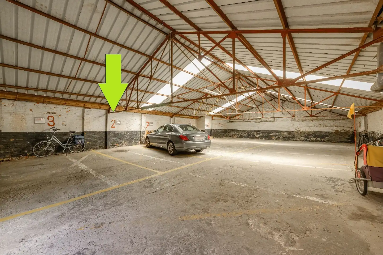 CENTRAAL GELEGEN APPARTEMENT (102 m²) MET 3 SLPKS | BERGING | AUTOSTAANPLAATS  foto 13