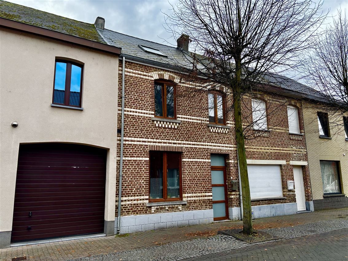 Gerenoveerde woning, drie slpk., zuidtuin in centrum foto {{pictureIndex}}