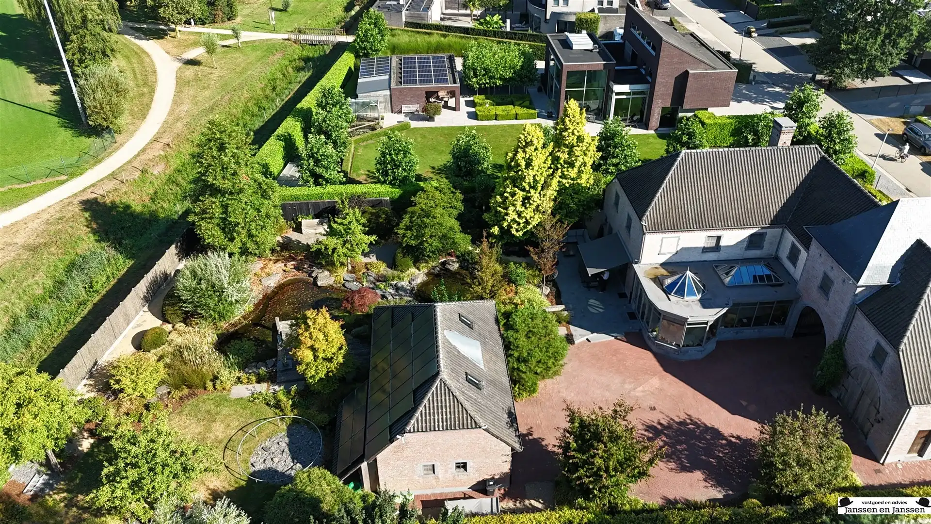 Exclusieve villa op een perceel van ca. 2000 m² in Loenhout foto 31