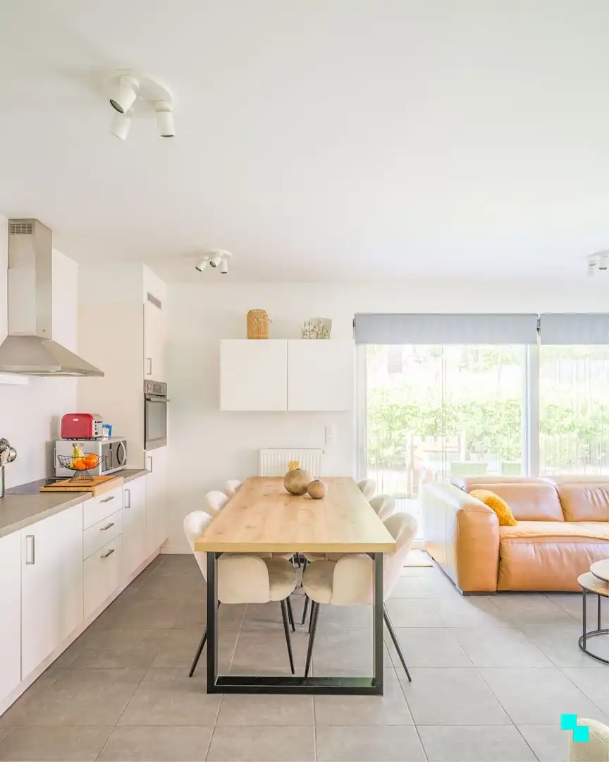 Gelijkvloers appartement omgeven door groen aan de Sint-Denijskerk foto 8