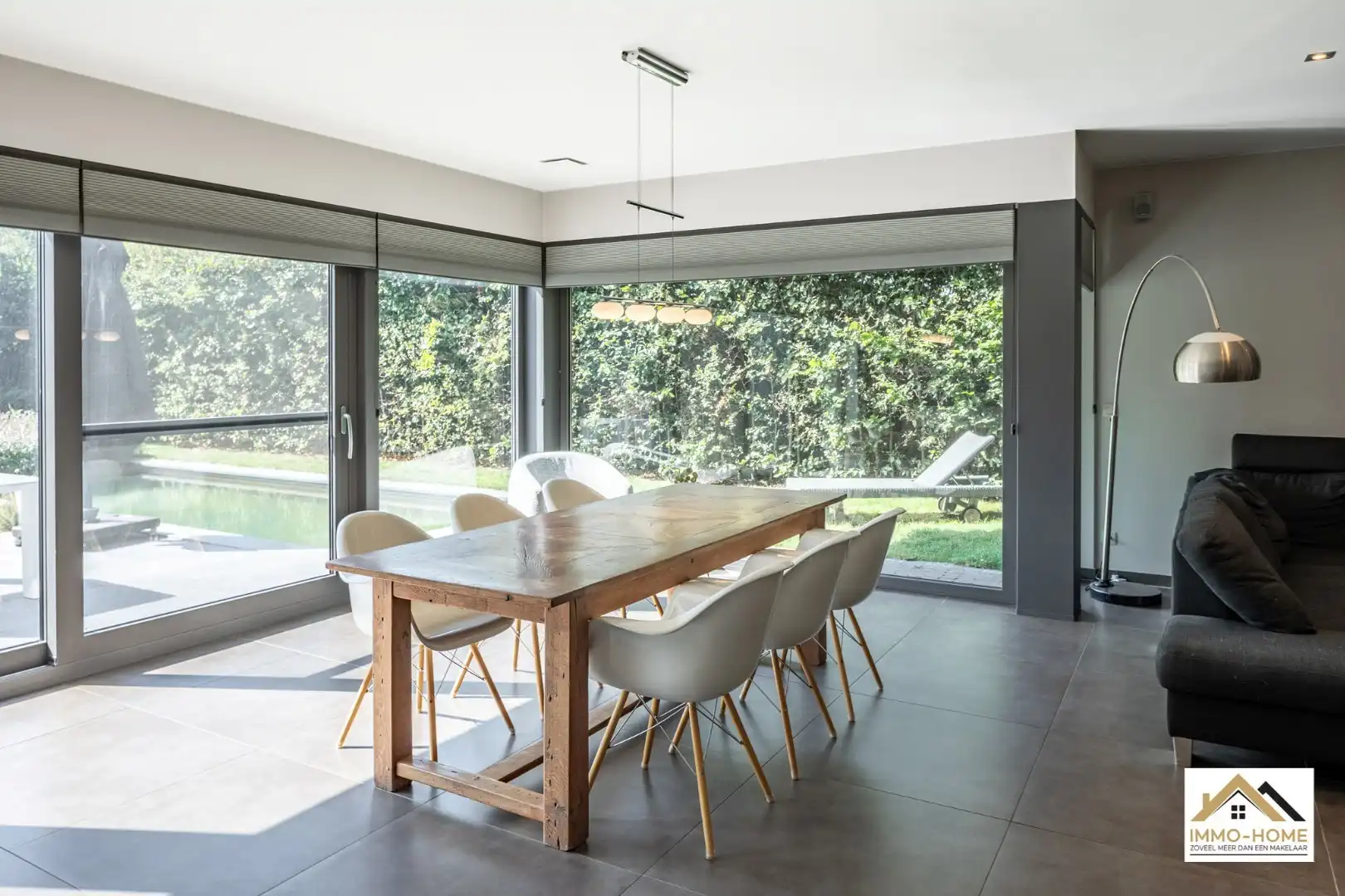 Knappe recente vrijstaande woning in centrum Lochristi!  foto 12