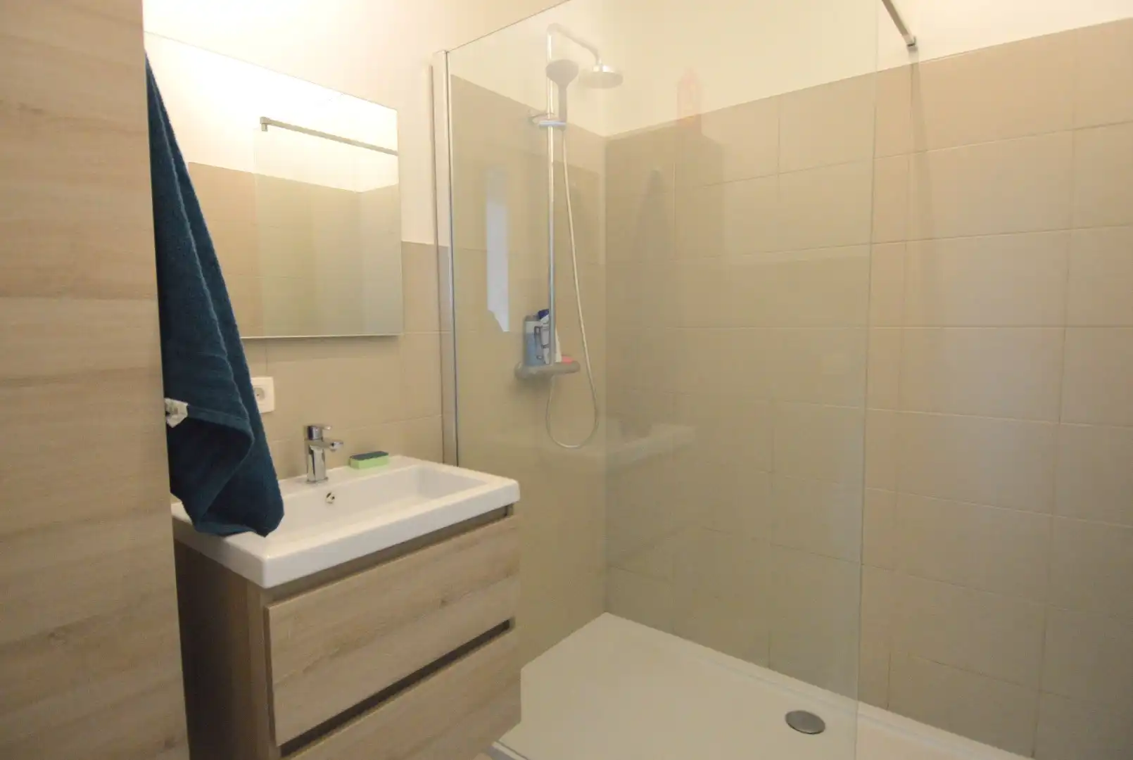 Instapklaar 2 slaapkamer appartement in het centrum foto 7