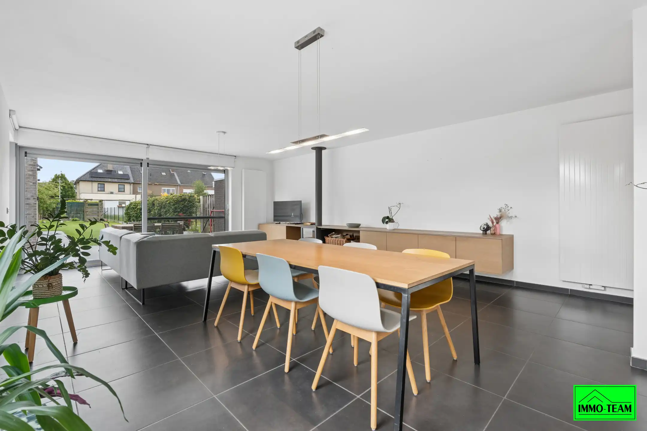 Energiezuinige instapklare gezinswoning met 4 slaapkamers foto 2