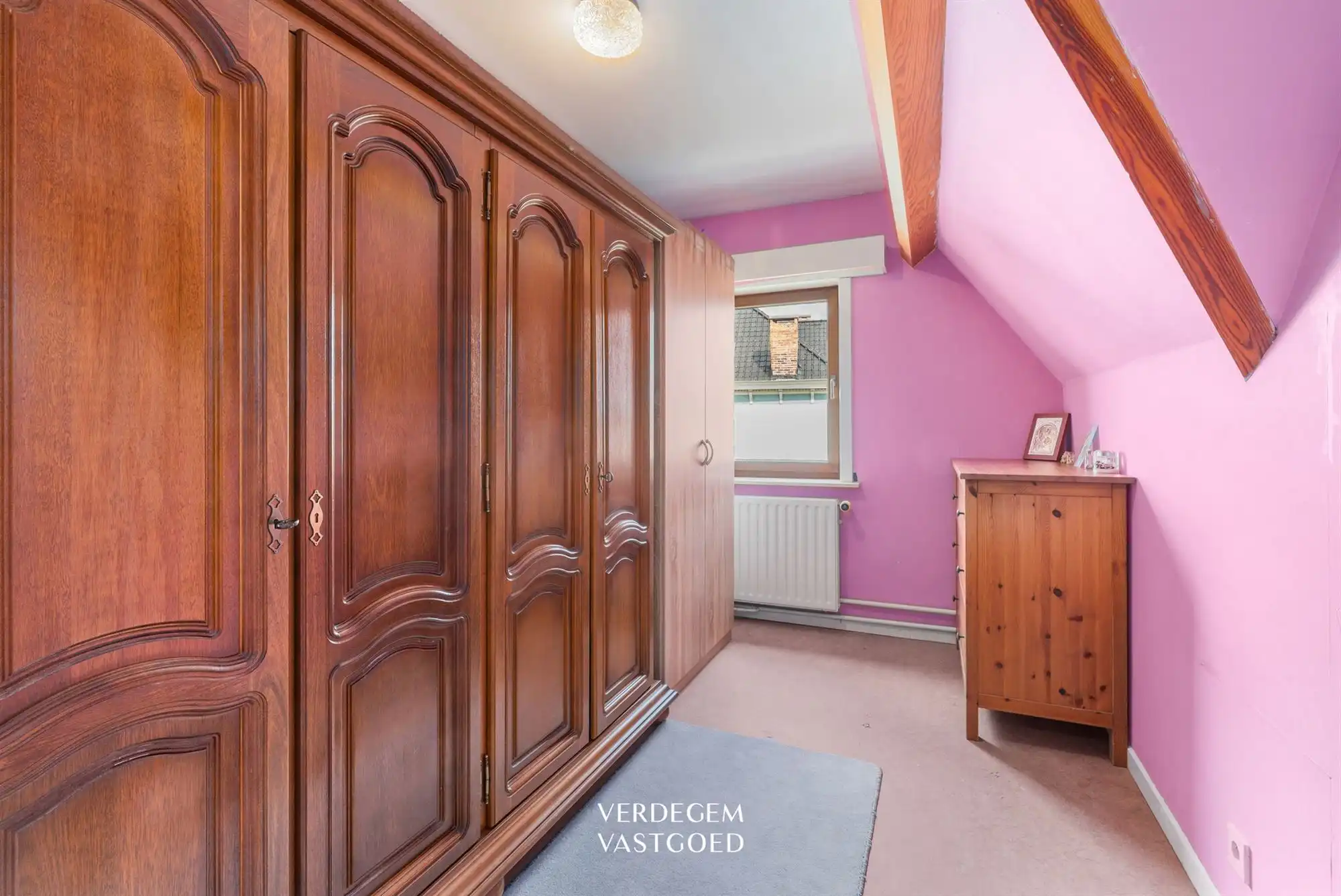 Centraal gelegen opbrengsteigendom met gelijkvloerse handel/kantoor en duplexappartement foto 17