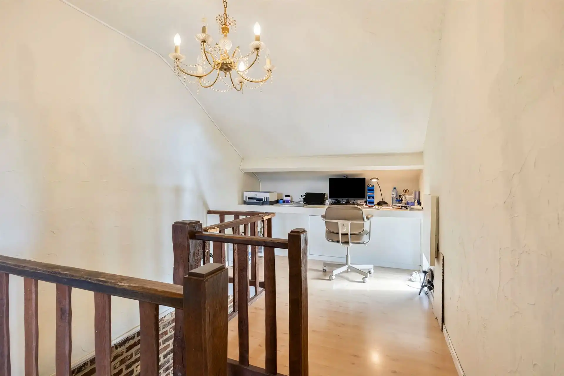 Instapklare woning met 3slpk's en bew. opp. van 220 m²! foto 12