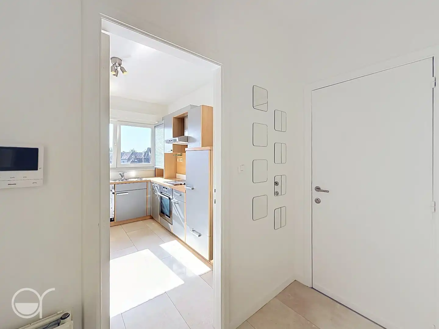 Rustig gelegen appartement met één slaapkamer, bureau en garagebox foto 6