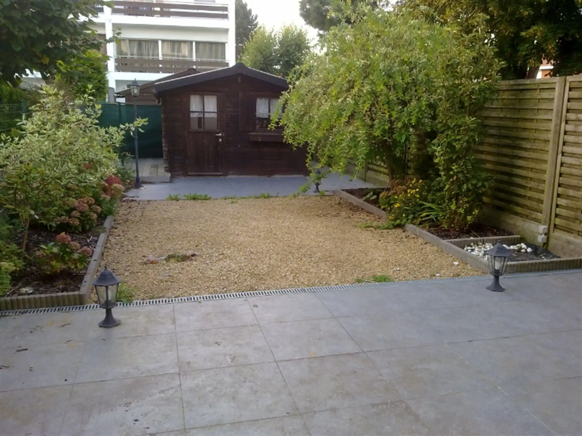 Woonhuis met tuin en garage foto 2