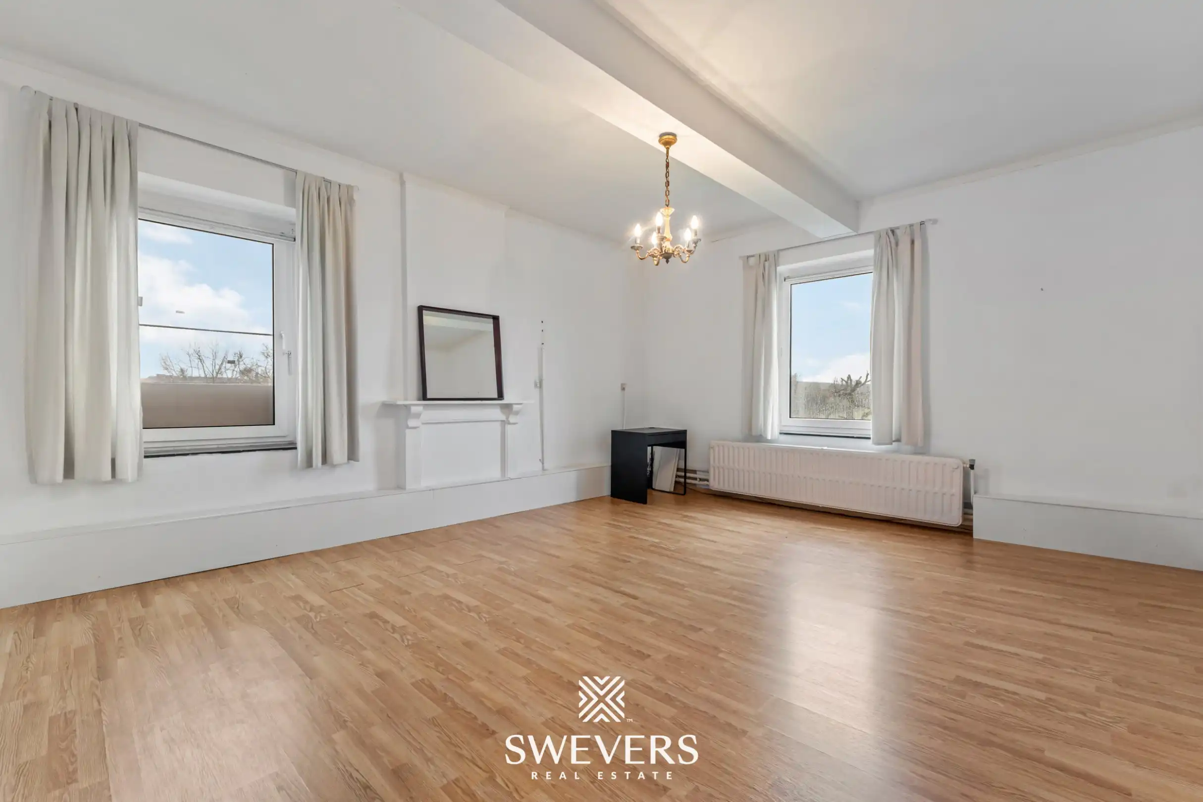 Ruime woning met uitzonderlijk zicht over de vallei te Borgloon foto 2