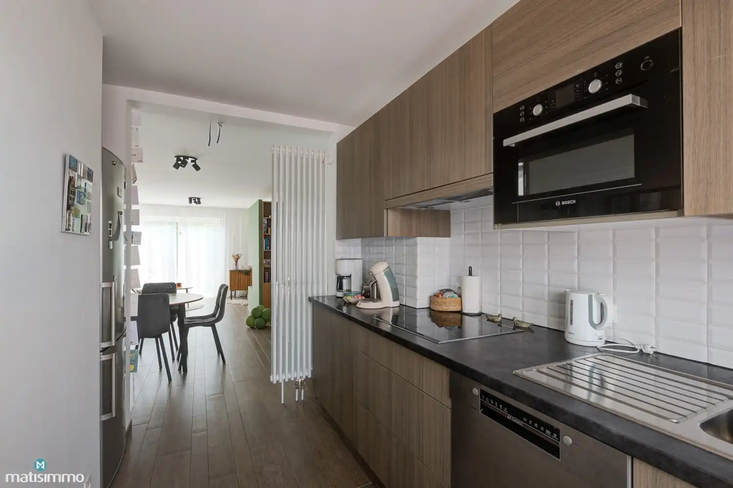 GERENOVEERD APPARTEMENT MET TWEE SLAAPKAMERS, TWEE BALKONS EN ONDERGRONDSE AUTOSTAANPLAATS NABIJ HET CENTRUM VAN HASSELT foto 10