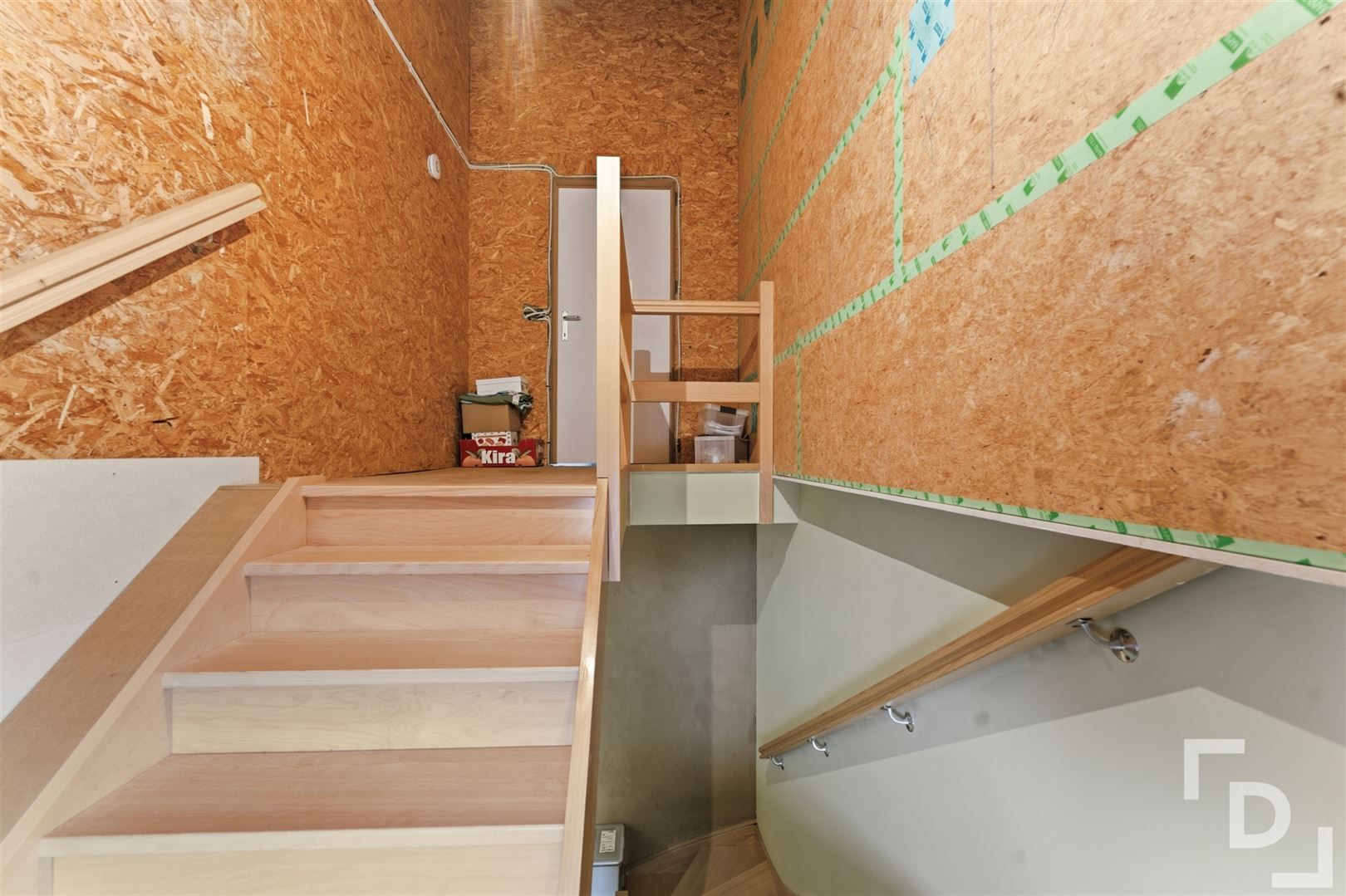 Gerenoveerde en duurzame woning met huislift te koop op toplocatie in Ieper. foto 18