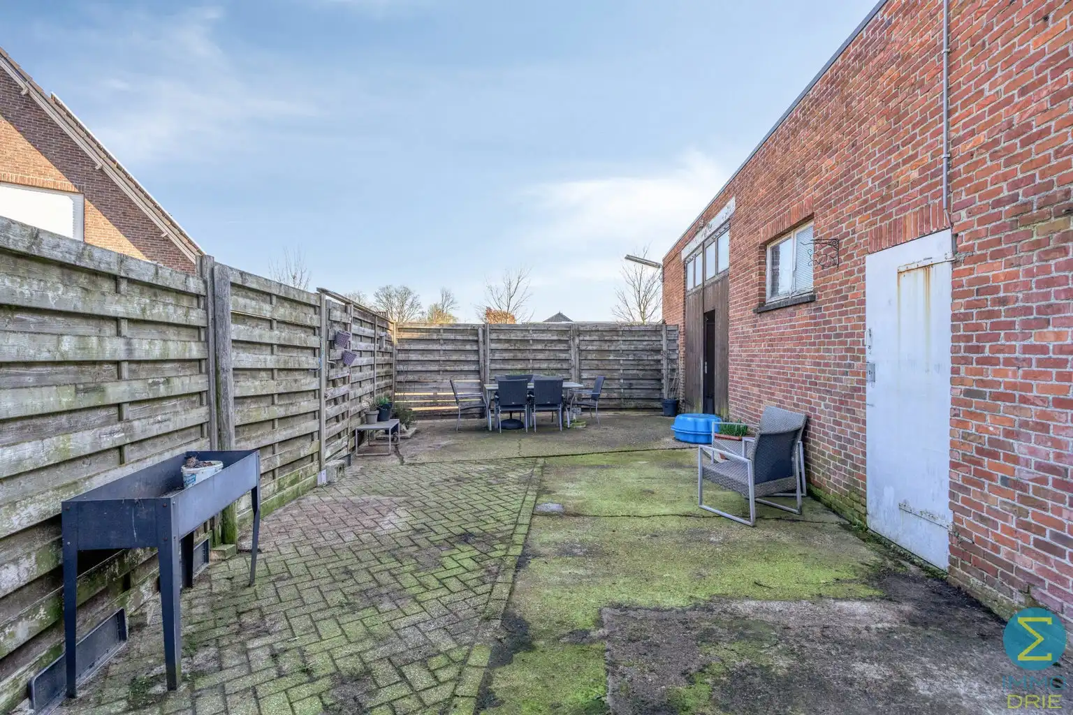Woning met gelijkvloerse handelsruimte nabij het centrum foto 27