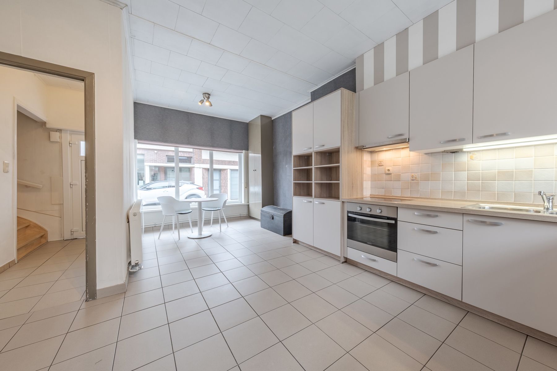 Instapklare woning met aangename tuin foto 3