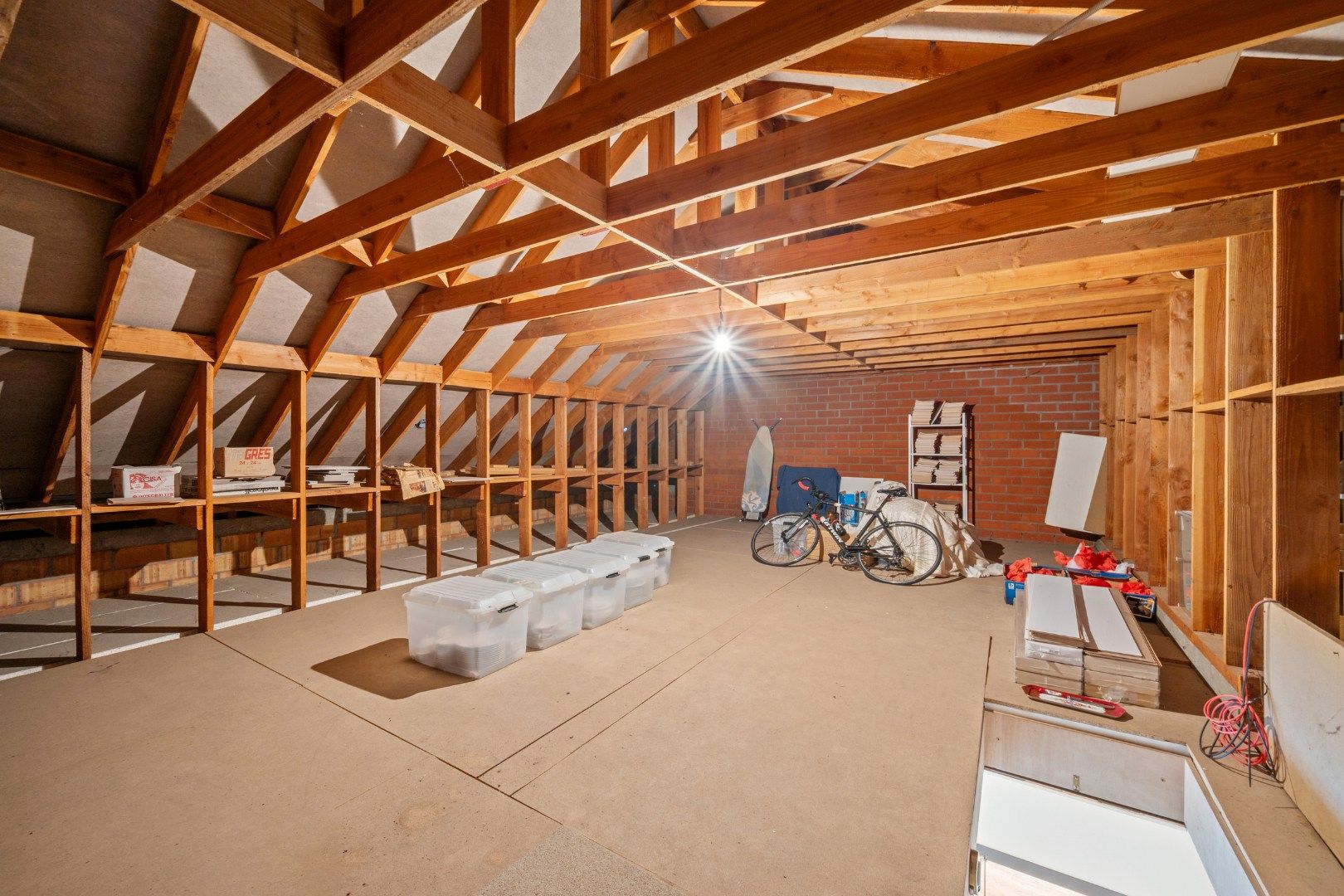 ENERGIEZUINIGE WONING MET 2 SLPKS (3 MOGELIJK), DUBBELE GARAGE EN TUIN foto 27