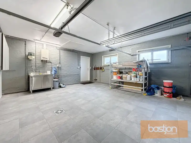 Ruime villa met 2 slaapkamers en tuin foto 18