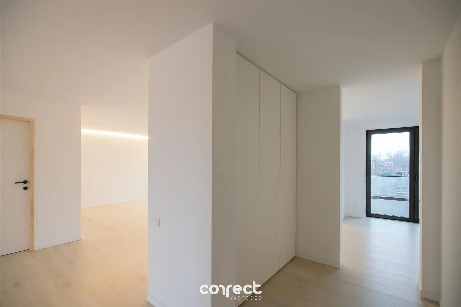 Uitzonderlijk penthouse op de rand van de Brugse binnenstad.  foto 8