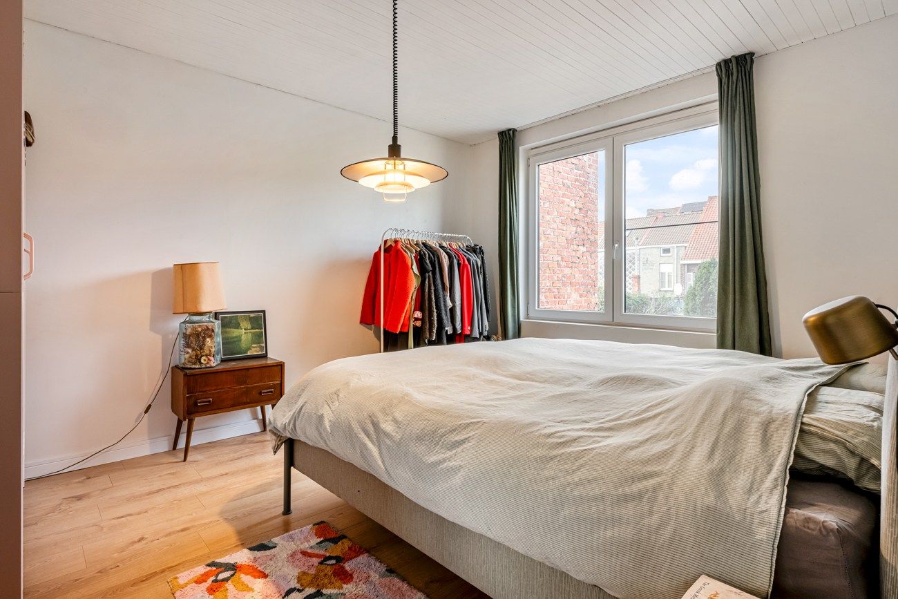 Instapklare charmante woning met 4 slaapkamers en tuin in Gent foto 12