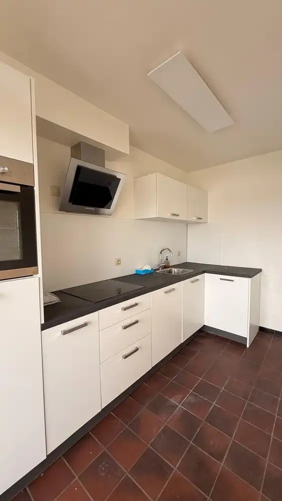 Appartement met twee slaapkamers en terras te huur aan het Molenweideplein te Lanaken foto 13