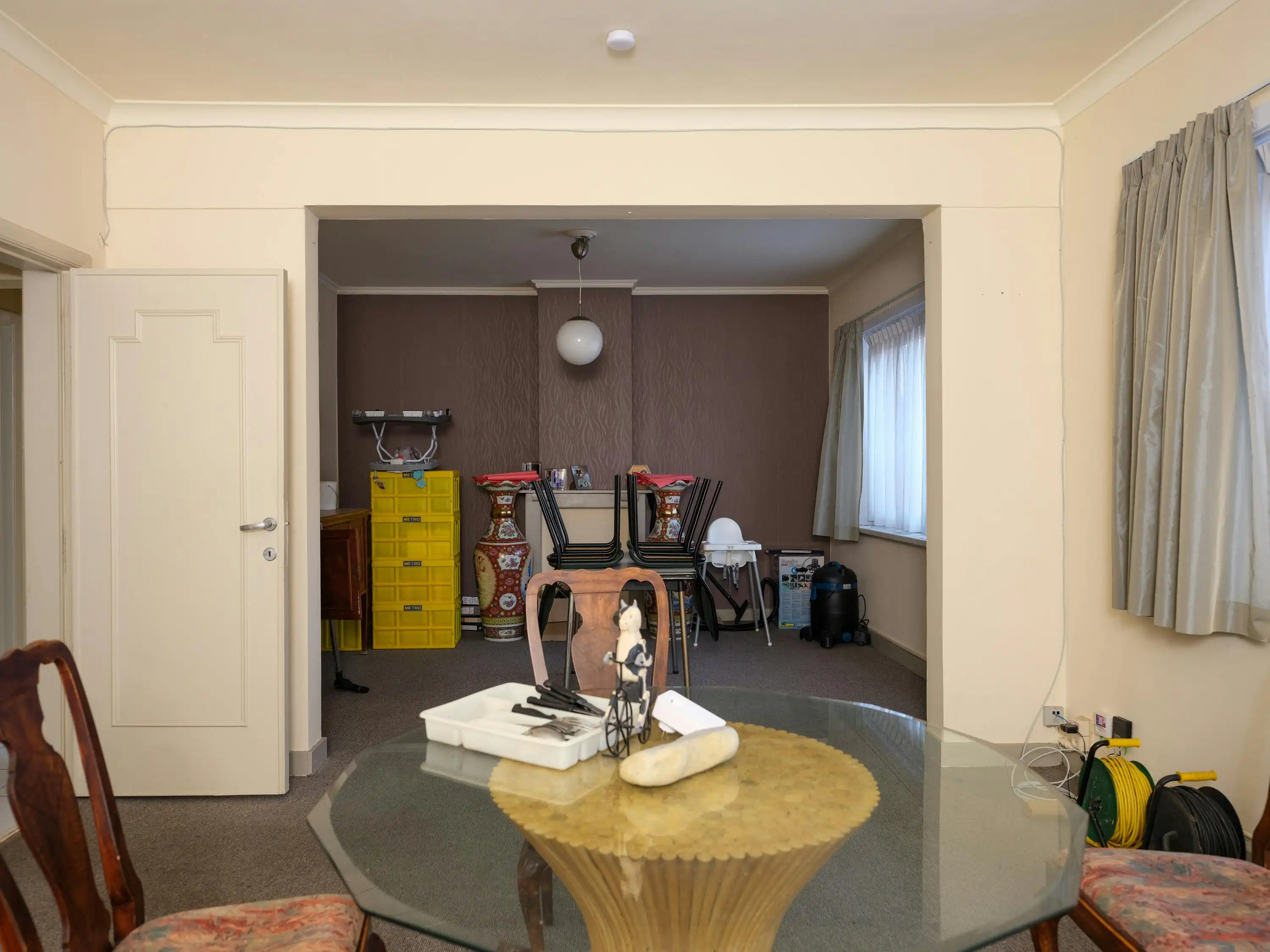 Huis te koop met veel potentieel en tuin te Wondelgem foto 9