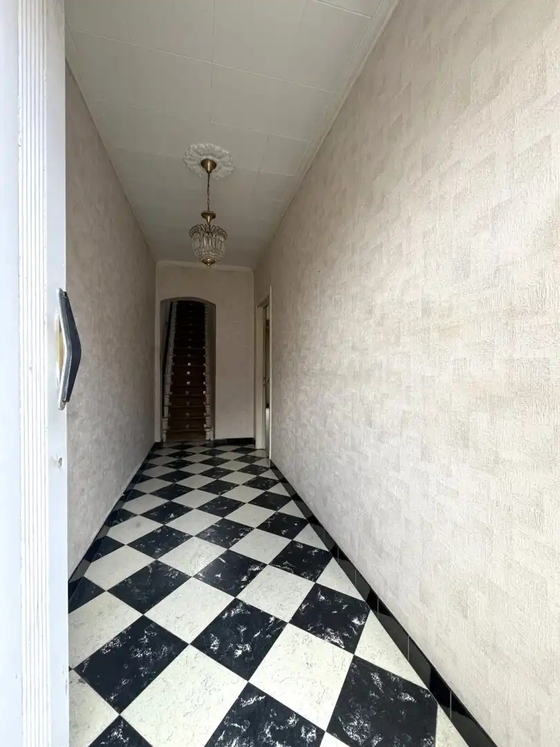 Langemark-Poelkapelle - Woning met 3 slaapkamers, tuin en zolder nabij voorzieningen foto 2