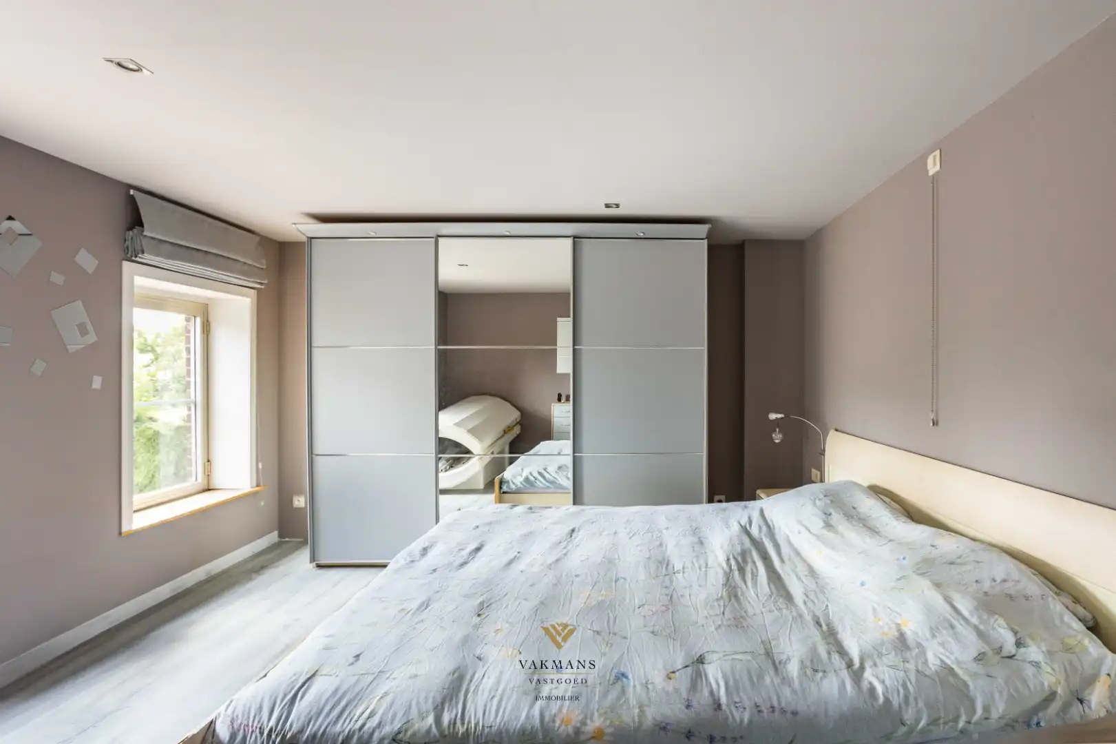Te renoveren woning op den buiten met veel ruimte en tuin foto 21