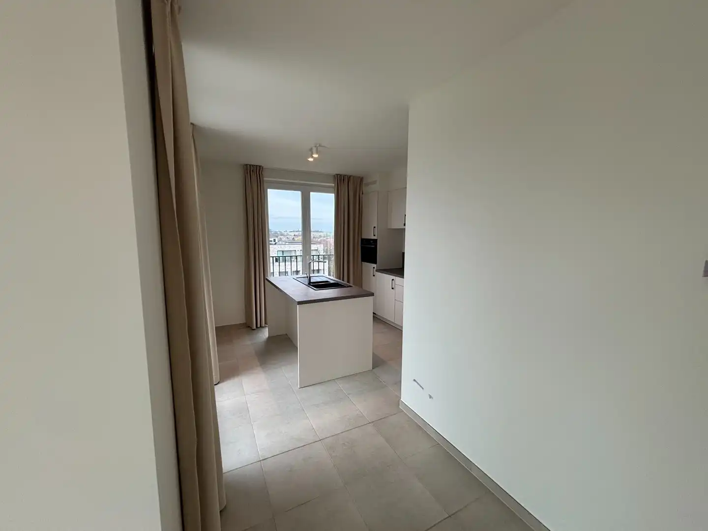 Exclusief wonen op de top: Duurzaam 3-slaapkamer Penthouse met terras van 53m² foto 11