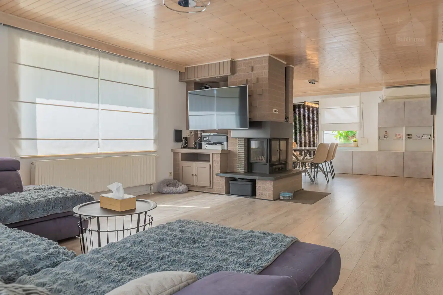 Ruime gezinswoning met 4 slaapkamers op een perceel van 840 m² foto 4