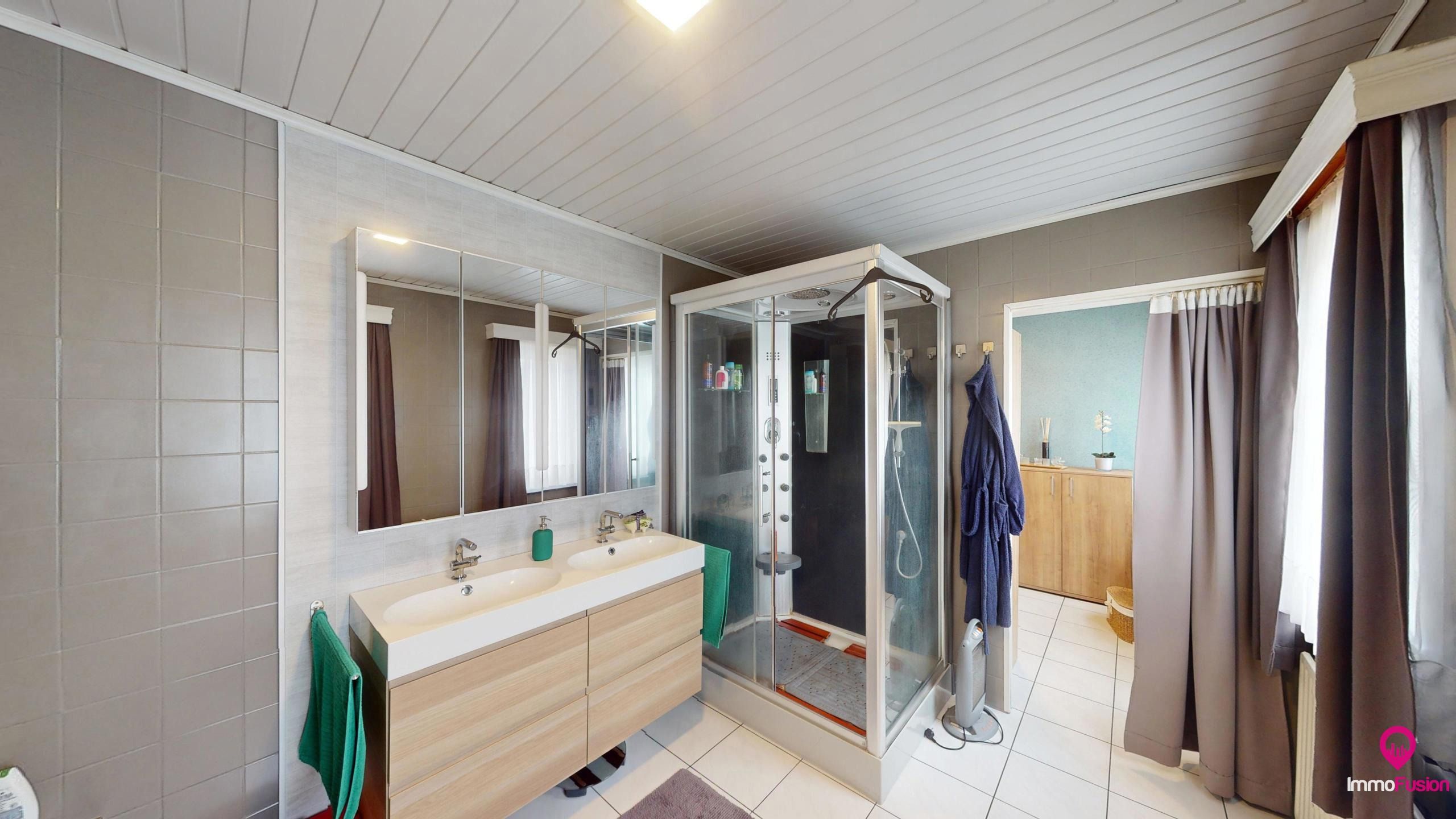 Danszaal 600m² + vergunde woonst in het bruisende Zonhoven! foto 20