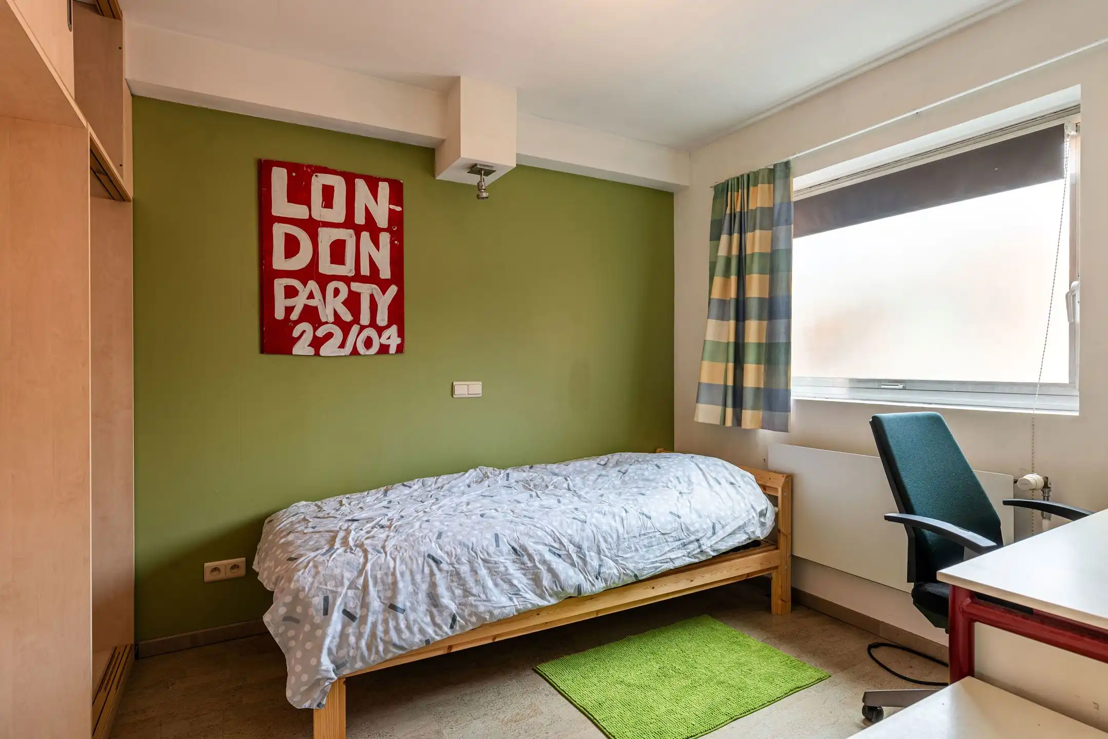 2-slaapkamer appartement op een steenworp van het historisch centrum.  foto 8