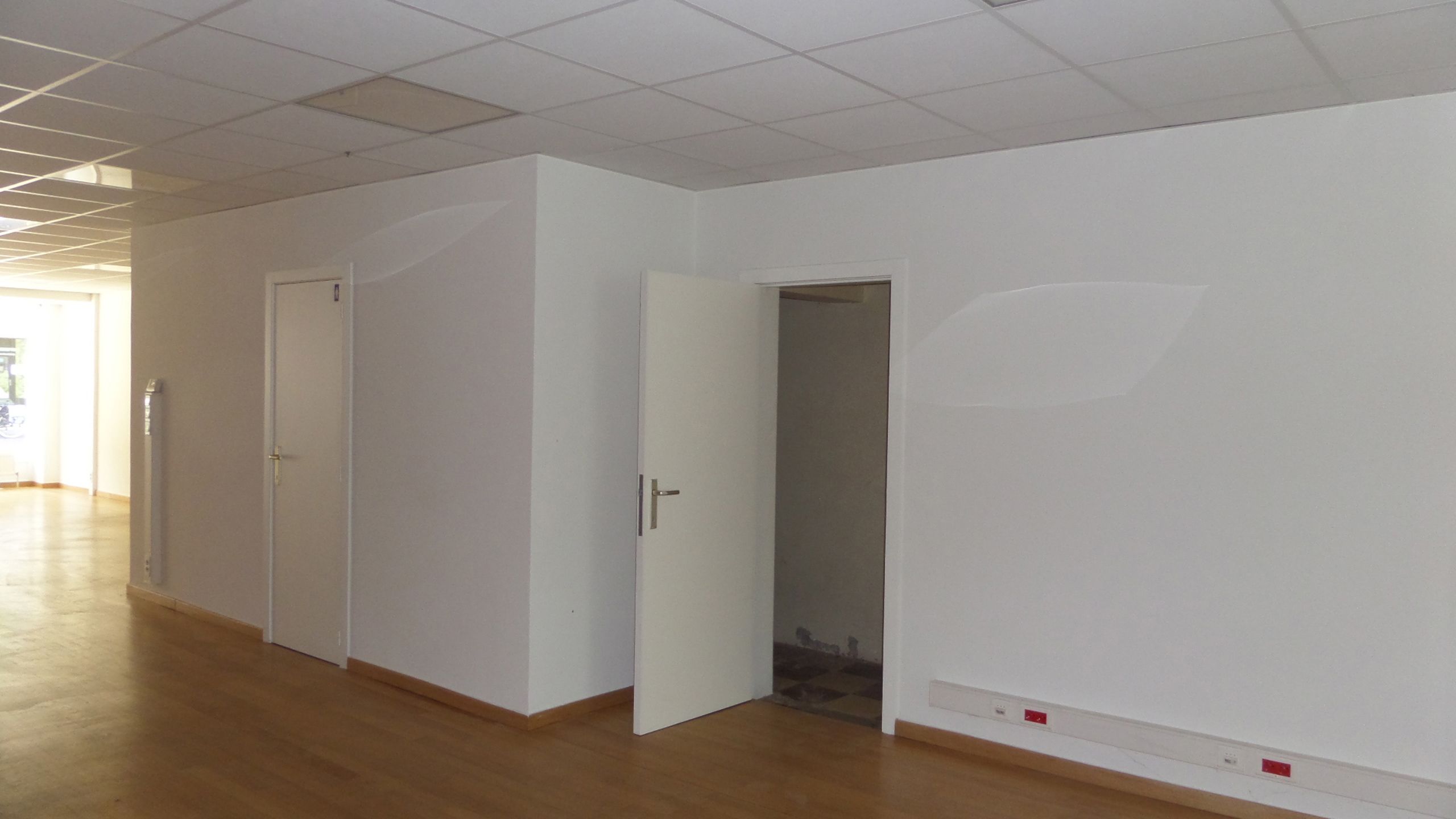 Commerciële ruimte te huur foto 5