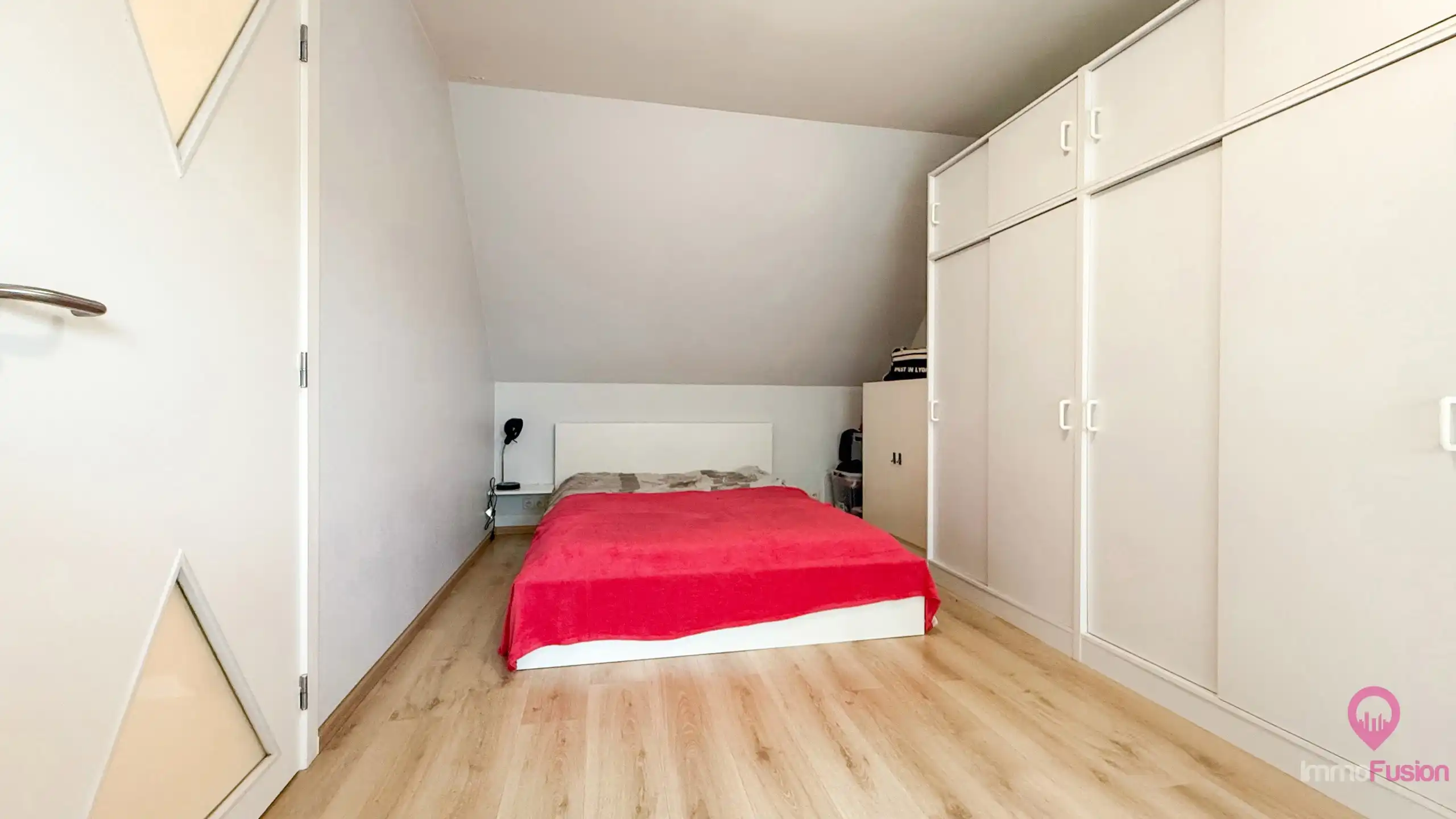 Charmante open bebouwing met 3 slaapkamers op rustige ligging! foto 23