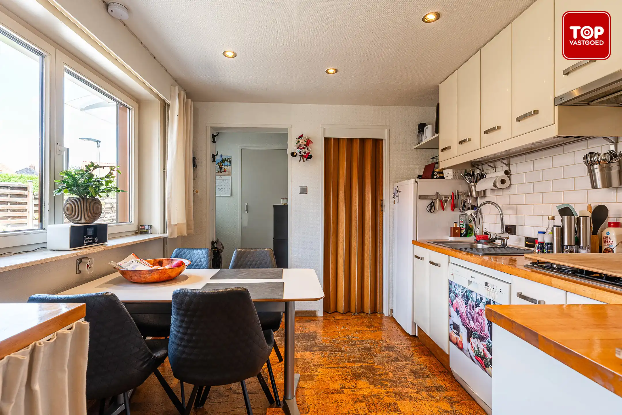 Instapklare woning met zonnige tuin op toplocatie nabij UZ Gent foto 10