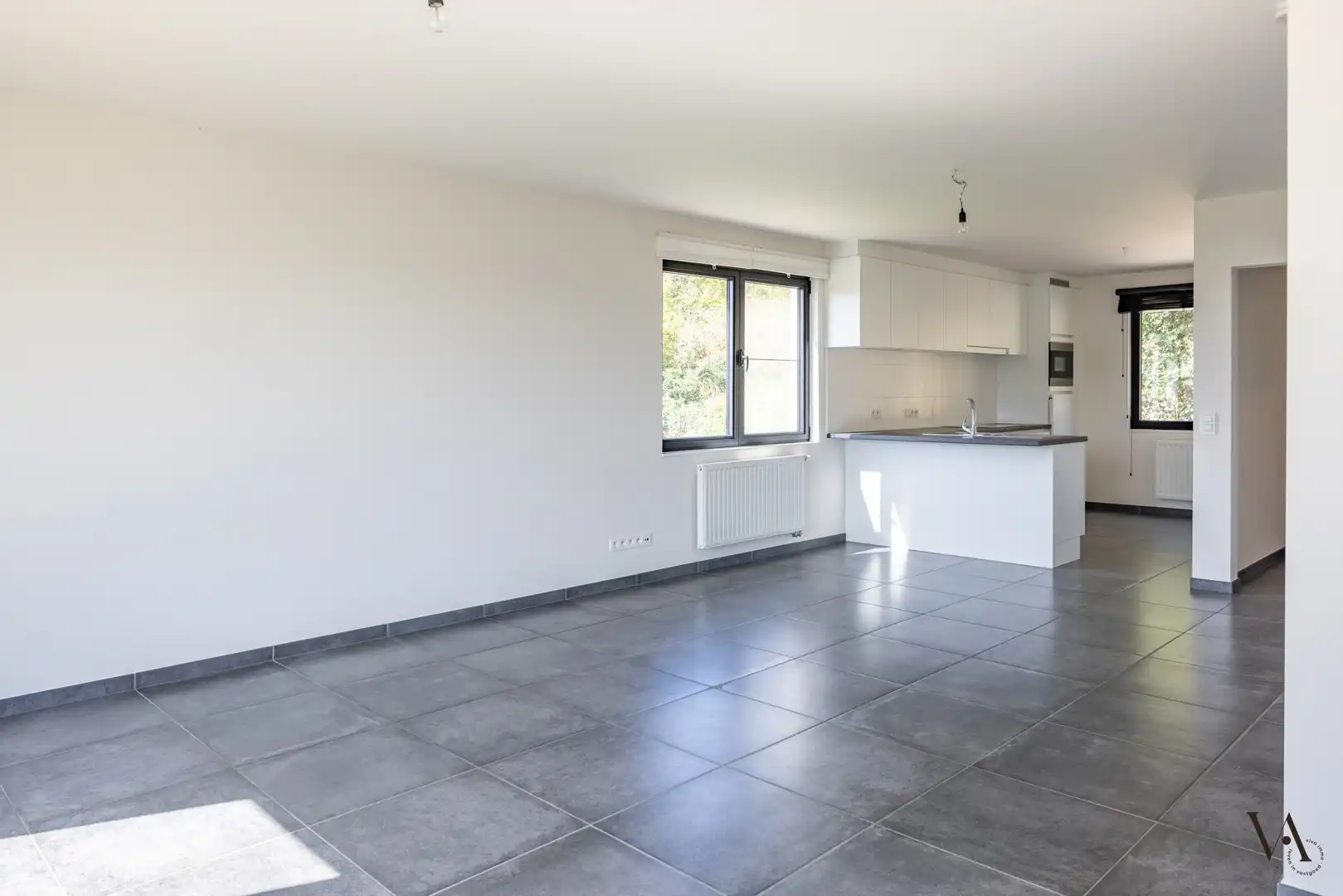 Recente driegevelwoningen met 3 slaapkamers, garage en tuin in Linden foto 4