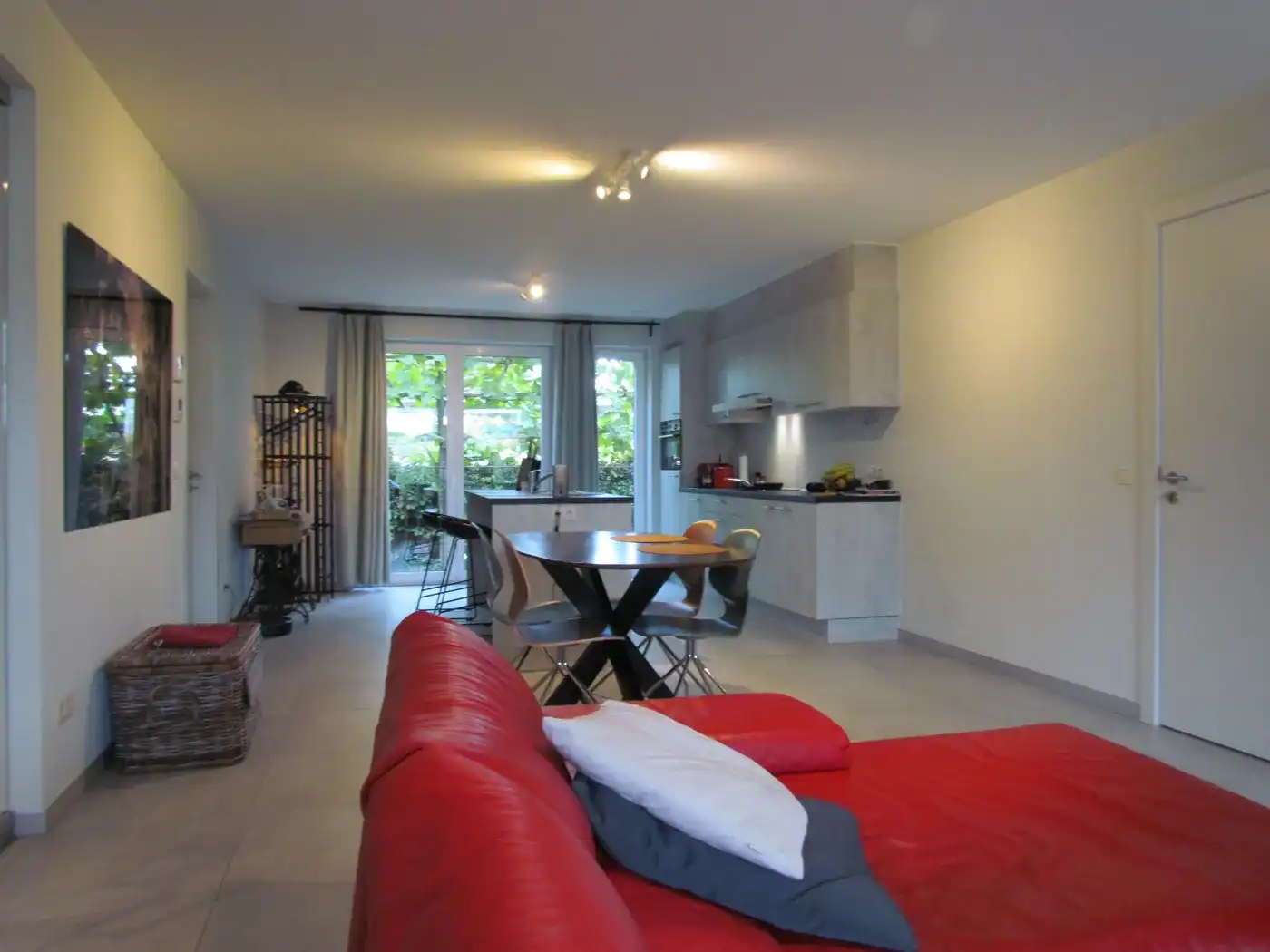 Energiezuinig appartement van 100 m² met kelder en parkeerplaats. foto 7