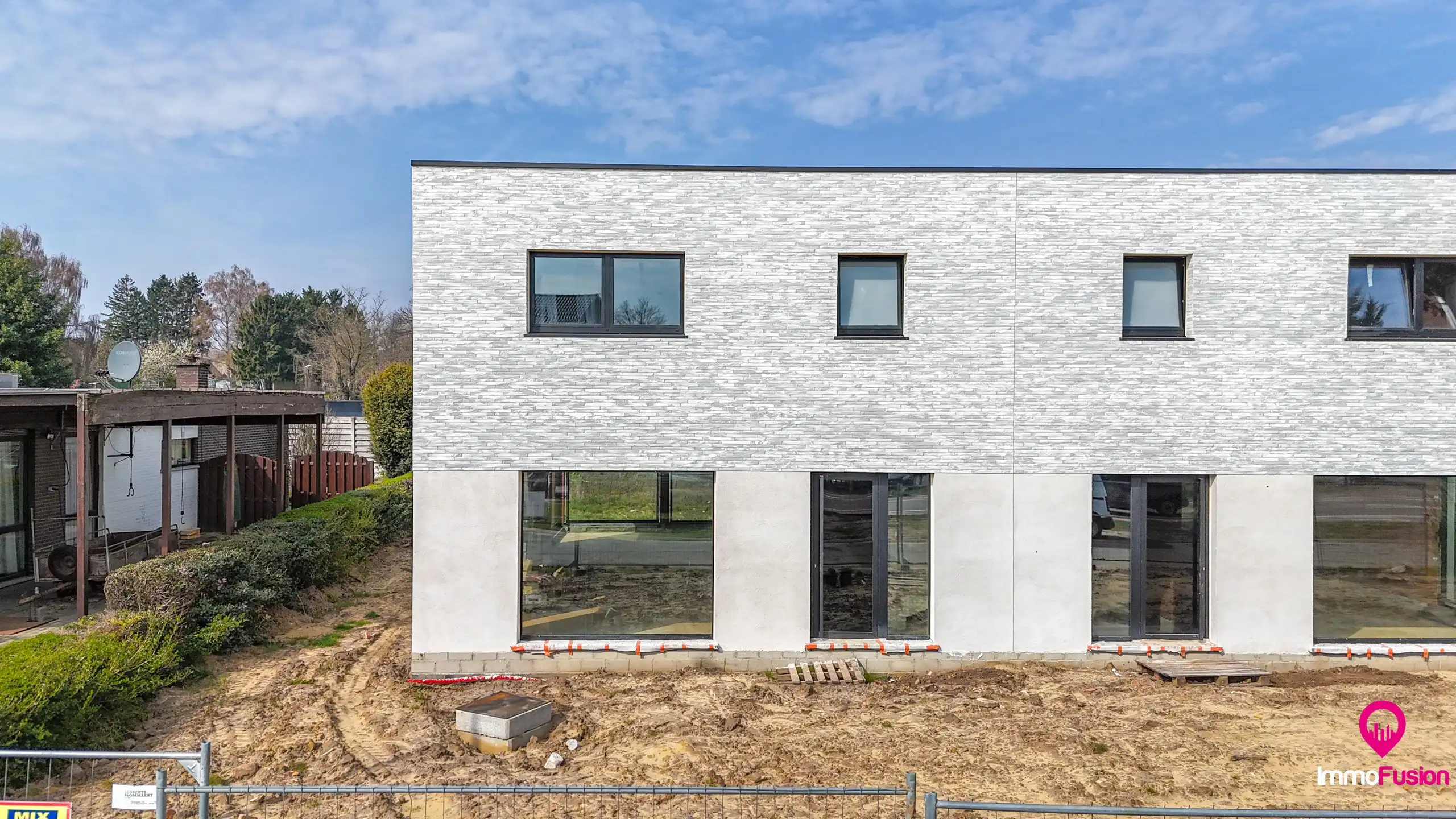 Modern halfopen nieuwbouw in casco met 3 slaapkmrs in Lillo! foto 3